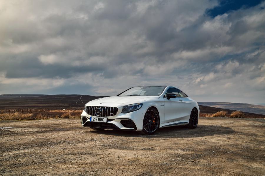  Mercedes-AMG S63 4Matic+ Coupe (C217) 2018 года  (UK) (фото 35 из 38)
